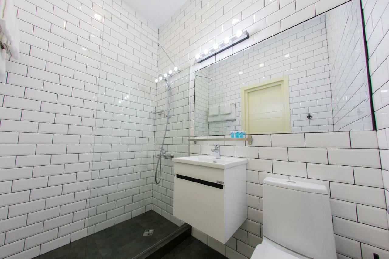 Brikwol Boutique Hotel Тбілісі Екстер'єр фото